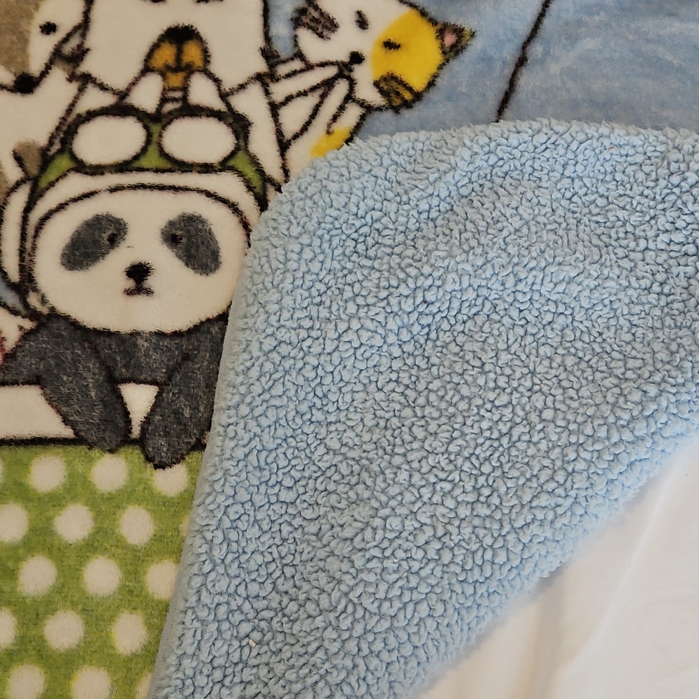 2 Plush Baby Blanket with Playful Puppy Print - Blue & Green - Picture 3 of 3
